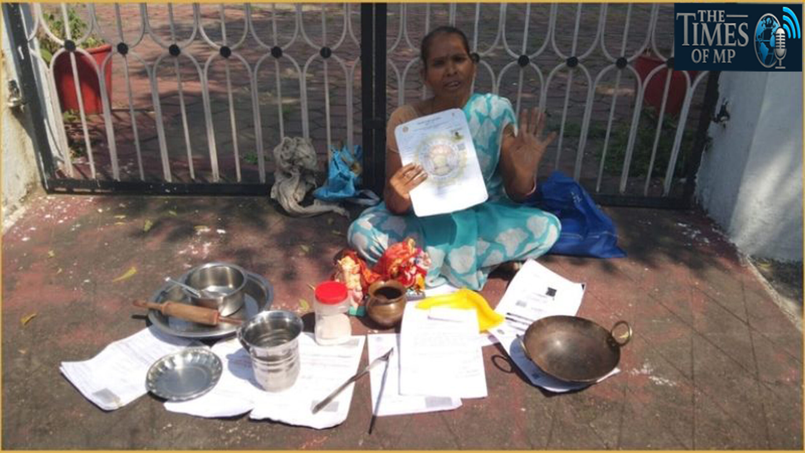 Orange and Blue Playful Animated Design YouTube Thumbnail - 1