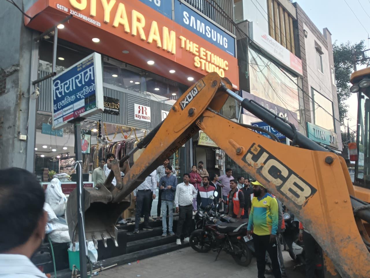 WhatsApp Image 2025-11-12 at 21.09.39_32b954da