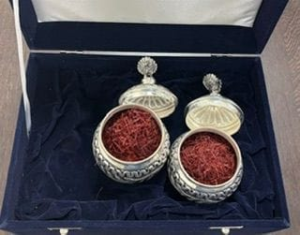 Kashmiri Saffron - कश्मीरी केसर (ज़फ़रान)